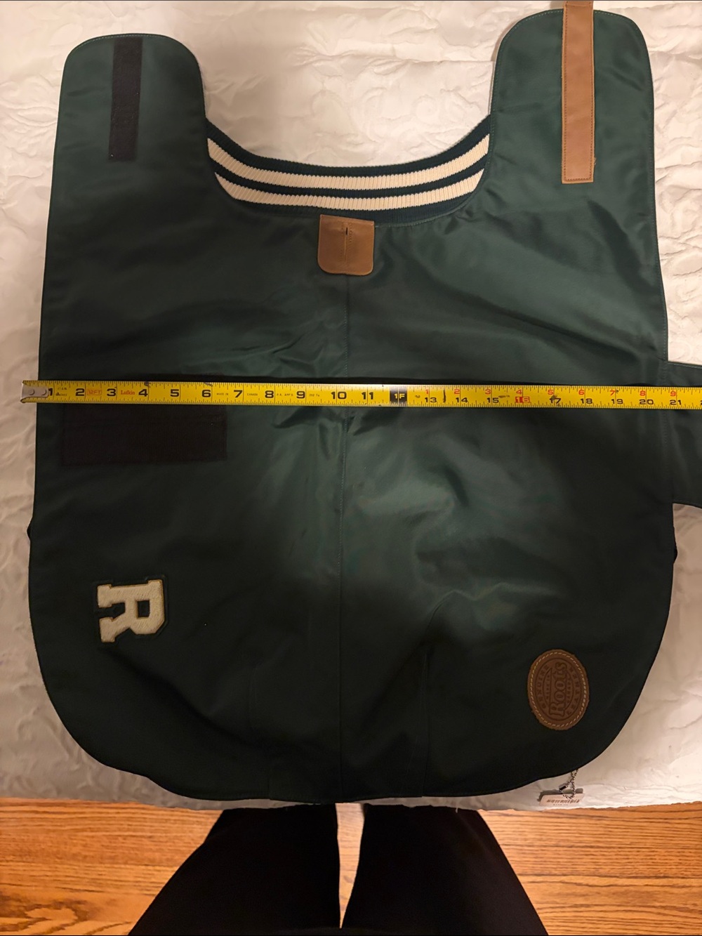 Green Roots Dog Coat O/S size with Letter Patch and Original Tags - Picture 8 of 11